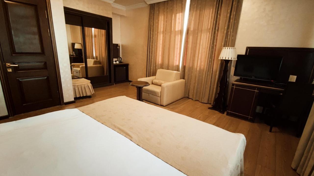 Smith'S Boutique Hotel Baku Exterior foto